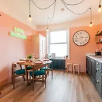 Queen Palm Apartment - Margate - 3 Mins Walk To Beach