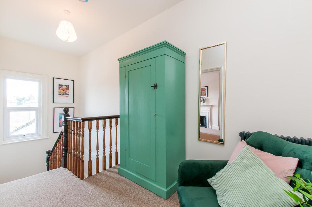 Apartment Queen Palm - - 3 Mins Walk To