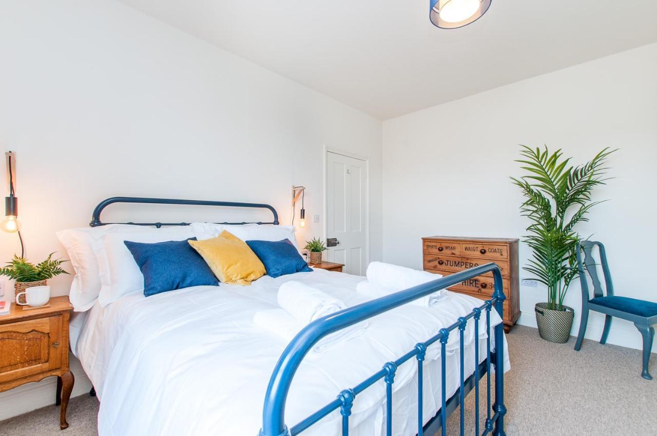 Queen Palm - - 3 Mins Walk To Margate